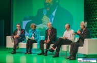 dyskusja podczas konferencji Sakaty