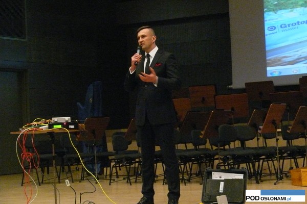 Mieczysław Banach, regionalny kierownik sprzedaży firmy Grodan, mówił na temat wyzwań stojących przed nowoczesnym ogrodnictwem