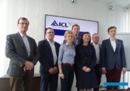 Zespół firmy ICL Polska obecny na spotkaniu (od lewej): T. Pisulewski, G. Ożarek, K. Bargieł, M. Gutkowski, B. Petykiewicz, M. Mynett, J. Szweykowski_konferencja-prasowa-14-marca-2017