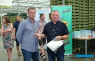 Szklarnie w miejscowości Całowanie odwiedzili m.in. Petr Slavik z firmy Saint-Gobain Cultilene (z lewej) oraz Mirosław Gimla z firmy Lidia Horti-Logistic