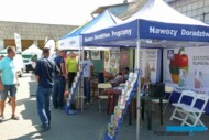 Stoiska firmy Yara i Syngenta - głównych organizatorów Dnia Papryki w miejscowości Dęba