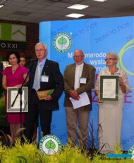Szczepan Marczyński ze szkółki Clematis Żródło Dobrych Pnączy z Zielonym Laurem za Katalog roślin 2017-2018