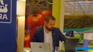 Ciekawą prezentację na temat historii uprawy pomidorów przedstawił Paweł Kloc z firmy Koppert