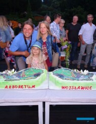 Był czas na pamiątkowe zdjęcia (tu: producenci bylin Bianka i Przemysław Godlewscy – „Ogrody o zielonych progach” – z córką)