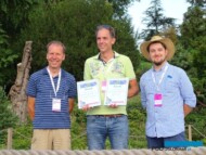 Arno Rijnbeek odebrał 2 nagrody ISU za byliny zgłoszone do oceny przez jego szkółkę: czosnek ‘In Orbit’ i jeżówkę ‘Delicious Candy’