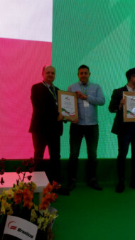 Przedstawiciele firmy Valagro odebrali wyróżnienie za preparat Kendal-Root