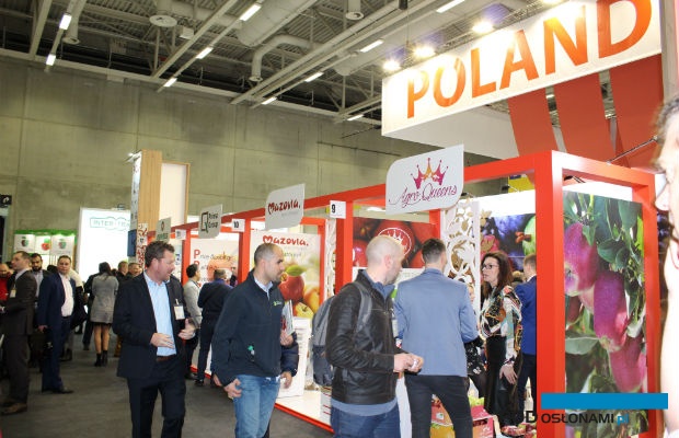 Polskie stoisko podczas targów Fruit Logistyka w Berlinie