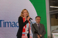 Agata Stolarska (prezes zarządy Timac Agro Polska) oraz dyrektor TSW Jacek Kłudka podczas uroczystego otwarcia targów