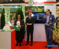 Na narodowym stoisku, którego gospodarzami były Agencja Promocji Zieleni (szefowa APZ Agnieszka Żukowska – z lewej) oraz Związek Szkółkarzy Polskich (prezes ZSzP Wojciech Wróblewski – w środku, dyr. wykonawczy Grzegorz Falkowski – z prawej), zorganizowano 29 stycznia „Polski Wieczór”_IPM Essen 2020