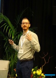 Phill Burton z brytyjskiej firmy Bloom & Wild_ Floriforum 2019