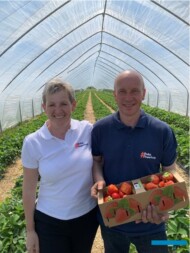 Anna i Janusz Maruszewscy prowadzą gospodarstwo razem z synami