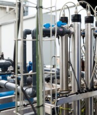 Ciecz jest dezynfekowana promieniami UV_Denis-Plants_Water managemant_fot. I De Clercq