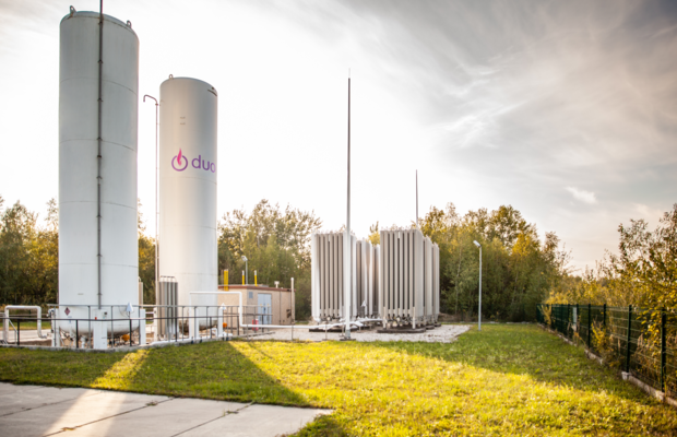 Zbiorniki z gazem LNG używanym do zasilania kogeneratorów są coraz częściej wykorzystywane w gospodarstwach szklarniowych