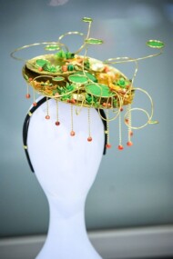 Fascynator_Tomek-Wolny_I m. w konkursie im. Kariny Maćkowiak_Gardenia 2021_fot. FlorystaPlus