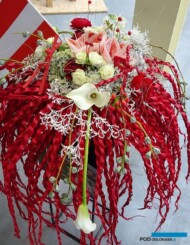 Kompozycja Joanny Chabierskiej uosabiająca Austrię_pokaz SFP W grupie siła! Europa Cup tuż, tuż_Gardenia 2021_fot. A-Cecot