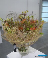 Bukiet wykonany przez M. Rutkowską z grupy mistrzowskiej szkoły florystycznej Izy Tkaczyk_Gardenia 2021_fot. A-Cecot