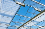 Firma Svensson - znany producent ekranów cieniujących i energetycznych - przejęła holenderski biznes Hinova, wraz z jego innowacyjnym systemem pionowej wentylacji w obiektach pod osłonami (fot. Svensson)