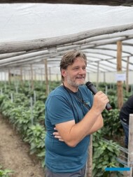 O ochronie biologicznej i naturalnych preparatach w ochronie papryki mówił Michał Pniak z firmy Biocont