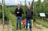 Tomasz Woźniak oraz dr Piotr Baryła, gospodarze spotkanie w Jastkowie