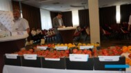 Ekspozycja odmian pomidorów marki De Ruiter podczas spotkania w Otwocku