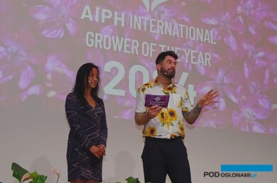 Sirekit Mol i Michael Perry (Mr Plant Geek) poprowadzili finałową uroczystość IGOTY Awards 2024 w Essen_fot. A. Cecot