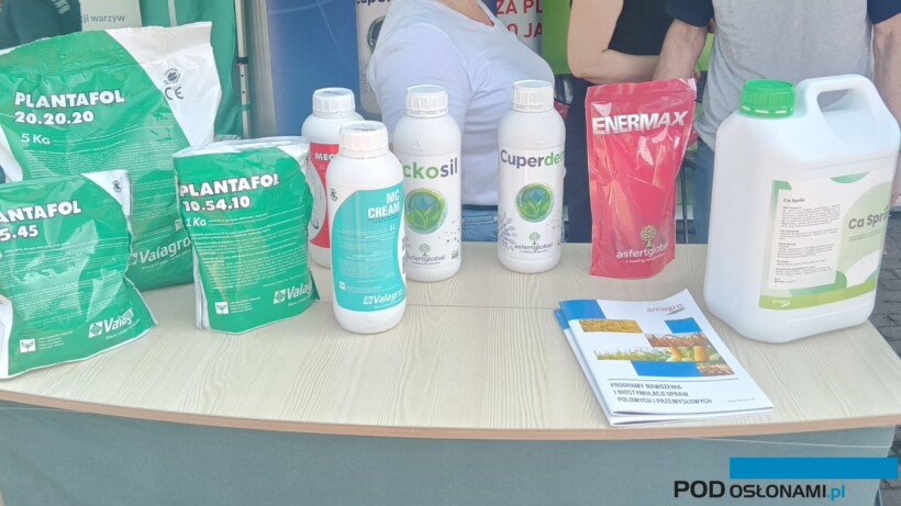Ekspozycja nawozów z oferty firmy Amagro (fot. SSZ)