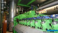 W gospodarstwie pracują dwa kogeneratory gazowe, dające ciepło, energię elektryczną i dwutlenek węgla do dokarmiania roślin (fot. A. Wize)