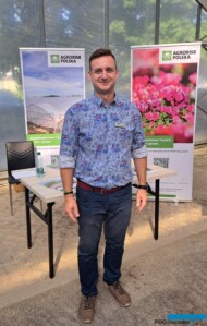 Michał Kłobus z firmy ubezpieczeniowej Agrorisk Polska_Zywy Katalog 2024 w Trzesaczu_Vitroflora_fot. A-Mitoraj