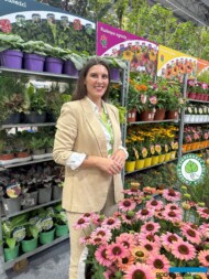 Karolina Rytel (z jeżówką SunSeekers 'Rainbow')_gospodarstwo PANEK_Zieleń to Życie 2024_fot. A-Cecot