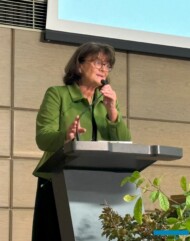 Przewodnicząca Komitetu Organizacyjnego konferencji prof. dr hab. Bożena Pawłowska z Uniwersytetu Rolniczego w Krakowie_16. Ogólnopolska Konferencja Kultur In Vitro i Biotechnologii Roślin_fot. A-Cecot