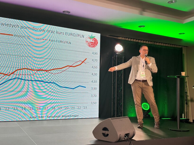 Wojciech Kopeć podczas prezentacji (Konferencja Pomidorowa w Jachrance, fot. DŁB)