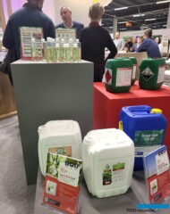 Na stoisku firmy Royal Brinkman podkreślano znaczenie dokładnej dezynfekcji w uprawach szklarniowych (fot. AW)