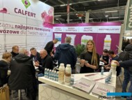 Szeroką ofertę środków produkcji przeznaczonych dla upraw jagodowych pokazała firma Calfert (fot. DŁB)