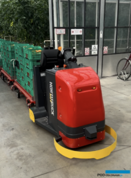 W transporcie warzyw w szklarni wykorzystuje się jednostki poruszające się wzdłuż trasu wyznaczonej przez drut zatopiony w posadzce (transport indukcyjny)