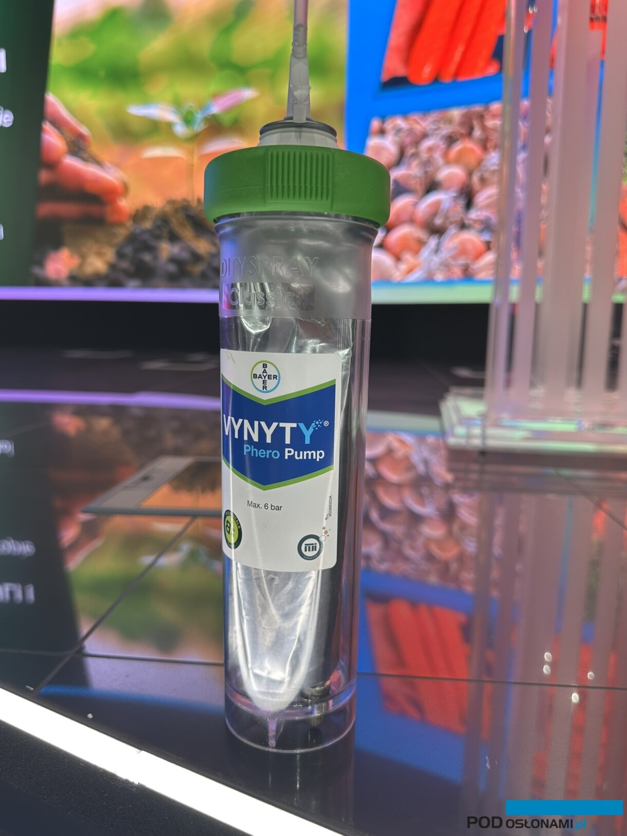 Vynyty Tuta Press - nowe rozwiązanie do zwalczania skośnika pomidorowego