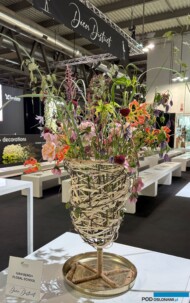 Kompozycja szkoły Ivan Bergh Floral School _pokazy florystyczne_Décor District_Myplant-and-Garden 2025_fot. A-Cecot