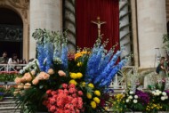 Easter_Dutch Flower Arrangements_Vatican City