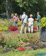 Red. Marek Jezierski animował spotkanie _Dni Otwarte firmy Volmary w Gawartowej Woli 2025_fot. A-Cecot