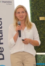 Maria Lis (Bayer - De Ruiter) przedstawiła charakterystykę odmian pomidorów z odpornościami na ToBRFV (fot. AW)