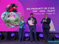 Złotym Akantem wyróżniono m.in. przedsiębiorstwo Bio-Produkty (nagrodę wręczono Michalisowi Apostolu_Gardenia 2025_fot. A-Cecot
