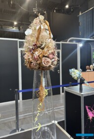 Jedna z prac Piotra Sekundy_Florystyka_Gardenia 2025 (fot. A. Cecot)