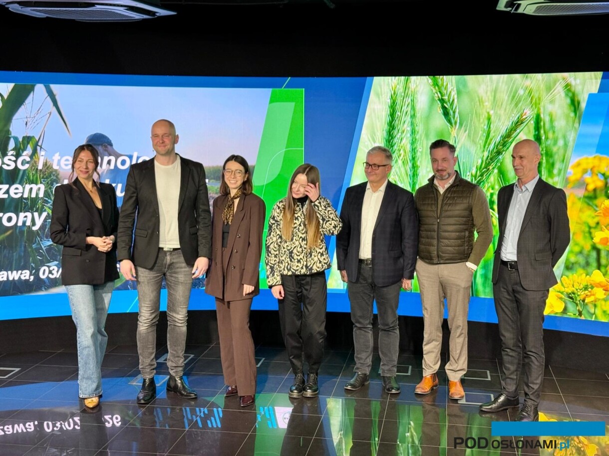 Przedstawiciele firmy Bayer podczas konferencji prasowej (fot. Bayer)