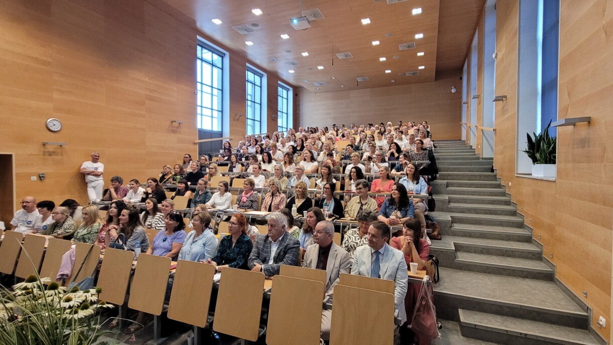 9. Konferencja Naukowo-Warsztatowa Hortiterapia jako element wspomagający leczenie tradycyjne zgromadziła 200 osób z całej Polski (fot. UPP)
