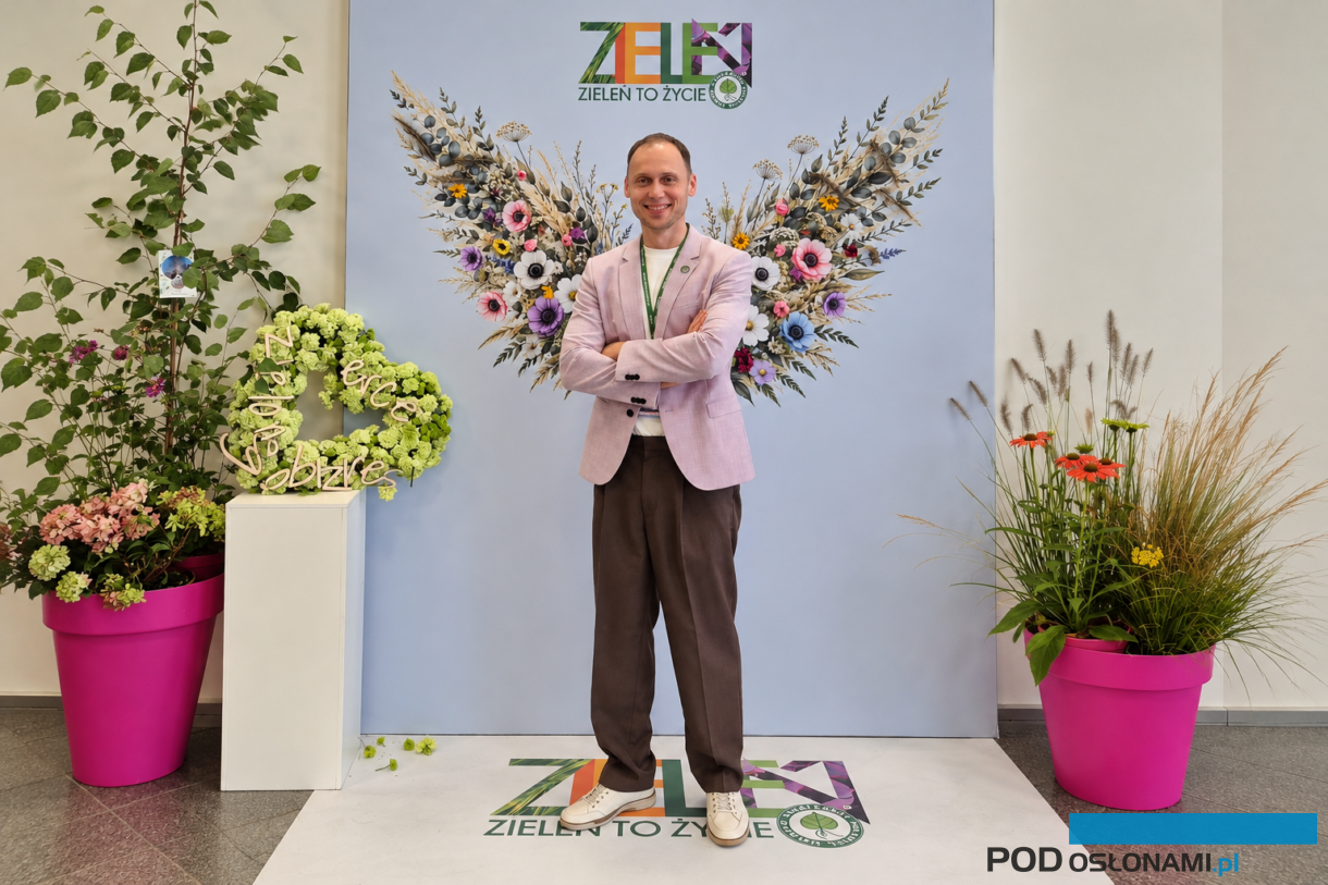 Grzegorz Falkowski podczas tegorocznej (2026 r) wystawy Zieleń to Życie (fot. ZtŻ)