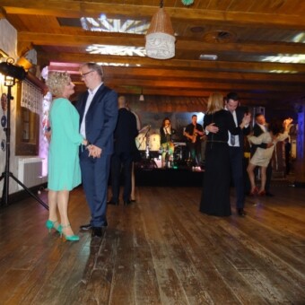 Świetna muzyka współtworzyła klimat spotkania, byli amatorzy "wolnych kawałków"...