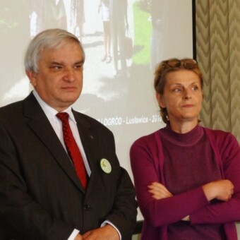 Prezes Zarządu Towarzystwa Ogrodniczego Andrzej Nowak oraz Joanna Kongstad z klubu florystycznego TO w Krakowie