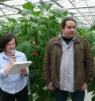 Prowadząca spotkanie Marta Repelewicz-Szybkowska z firmy Monsanto (De Ruiter) oraz Piotr Kania z firmy Hortus, fot. 1-12 A. Wize, M. Domoń 