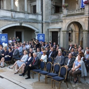 Na chwilę przed ogłoszeniem werdyktu kapituły nagrody Wzorowy Ogrodnik 2013, fot. 1-6 T. Werner