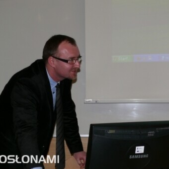 Krzysztof Ciepluch, dyrektor firmy D.A. Glass, przedstawił m.in. właściwości i możliwości zastosowania w ogrodnictwie szkła dyfuzyjnego 