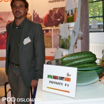 Na stoisku firmy Nunhems promowano m.in. odmiany ogórków szkalrniowych